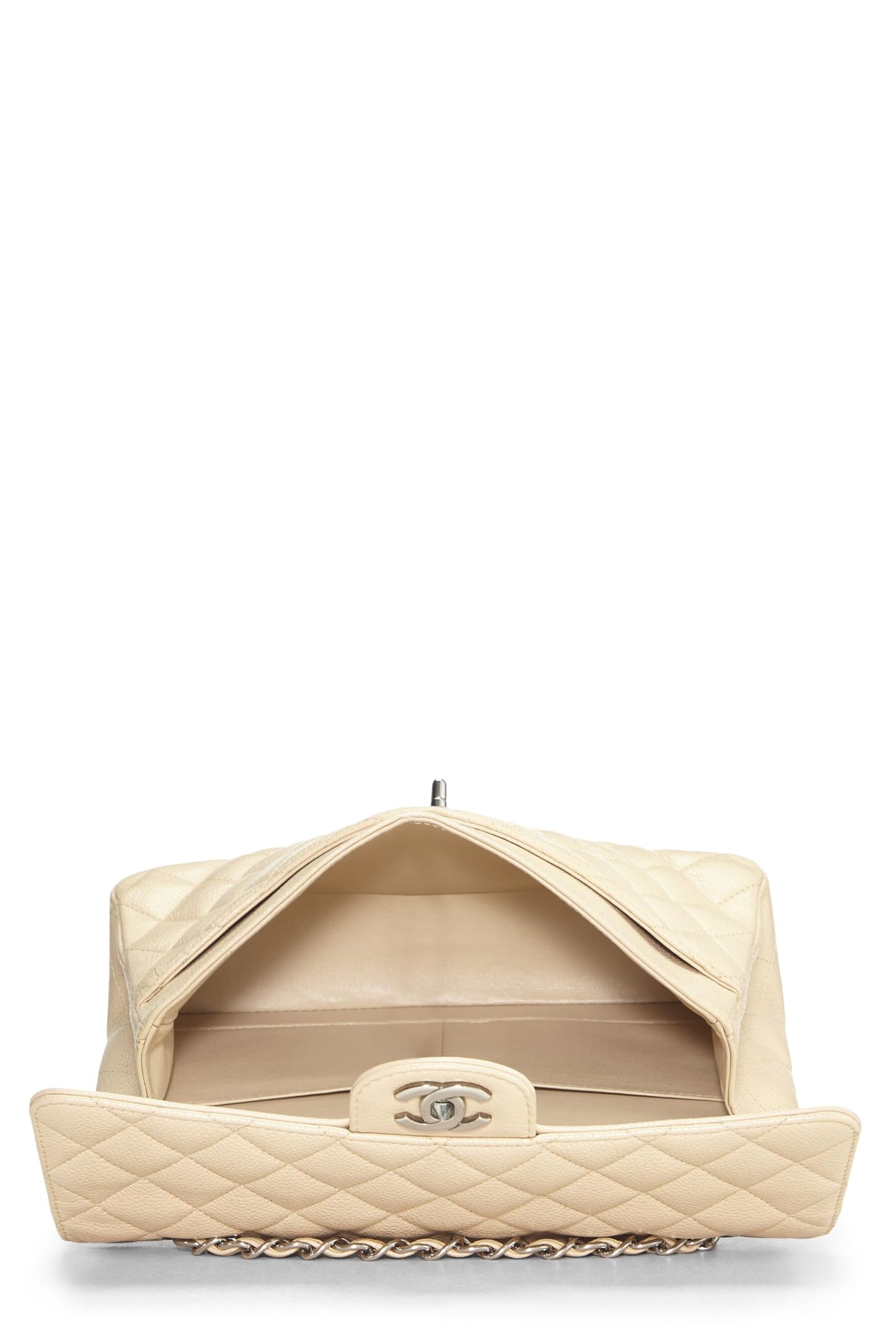 Chanel, sac à rabat double classique matelassé beige caviar d'occasion, taille M, beige