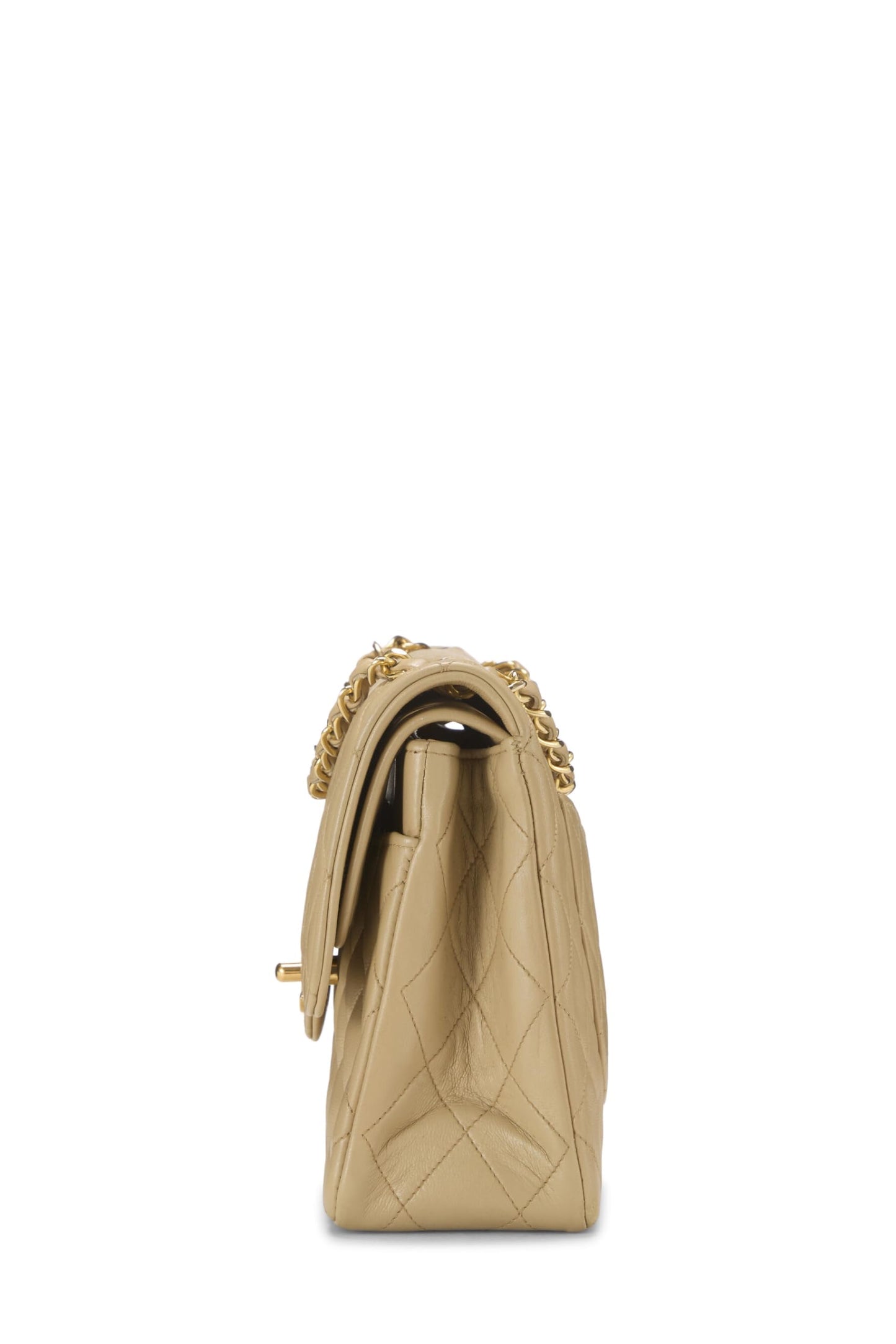 Chanel, sac à rabat double courbé en cuir d'agneau matelassé beige d'occasion, taille M, beige