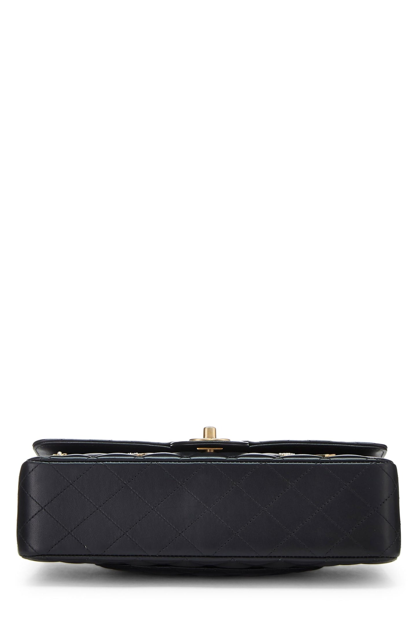 Chanel, Porte-monnaie Lucky Charm à double rabat en cuir d'agneau noir de taille moyenne, d'occasion, noir