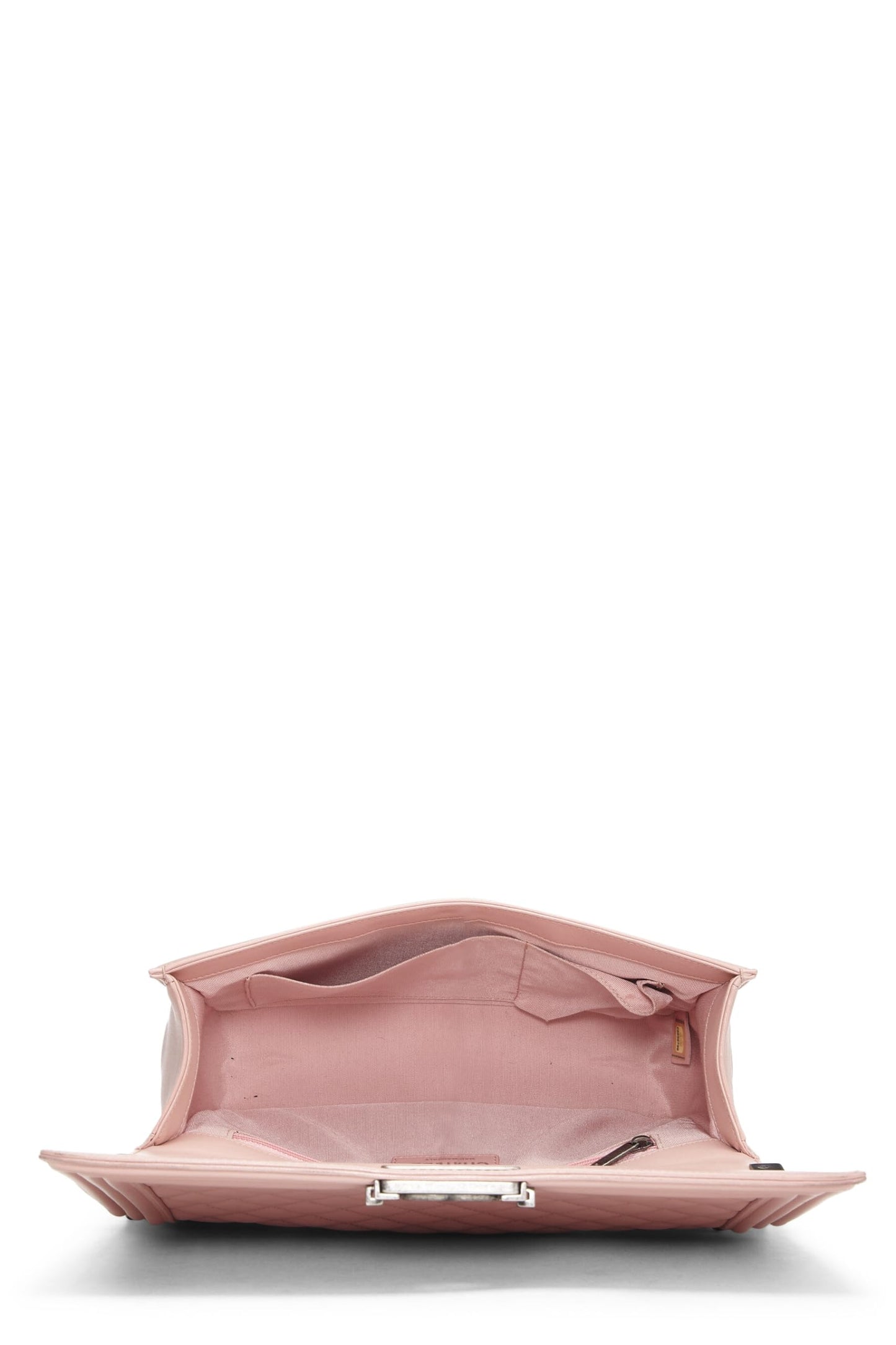 Chanel, sac Boy en cuir de veau matelassé rose d'occasion, grand modèle, rose