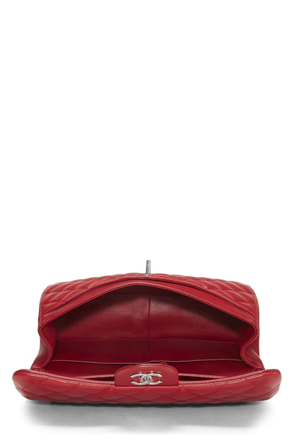 Chanel, Piel de cordero acolchada roja Pre-Loved New Classic Jumbo con doble solapa, Rojo