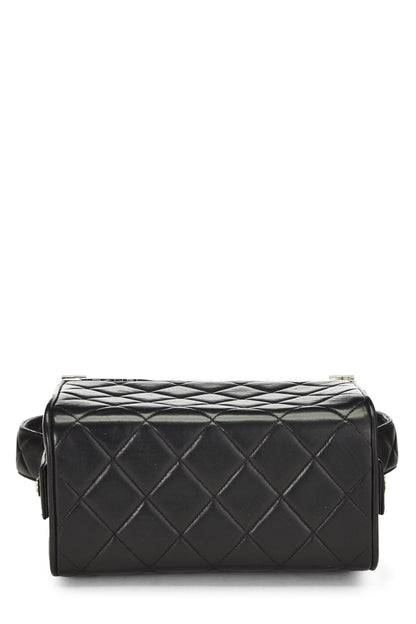 Chanel, petite trousse de toilette en cuir d'agneau matelassé noir d'occasion, noir