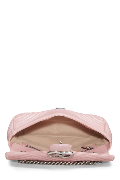 Gucci, sac à bandoulière Marmont en cuir matelassé rose d'occasion, rose