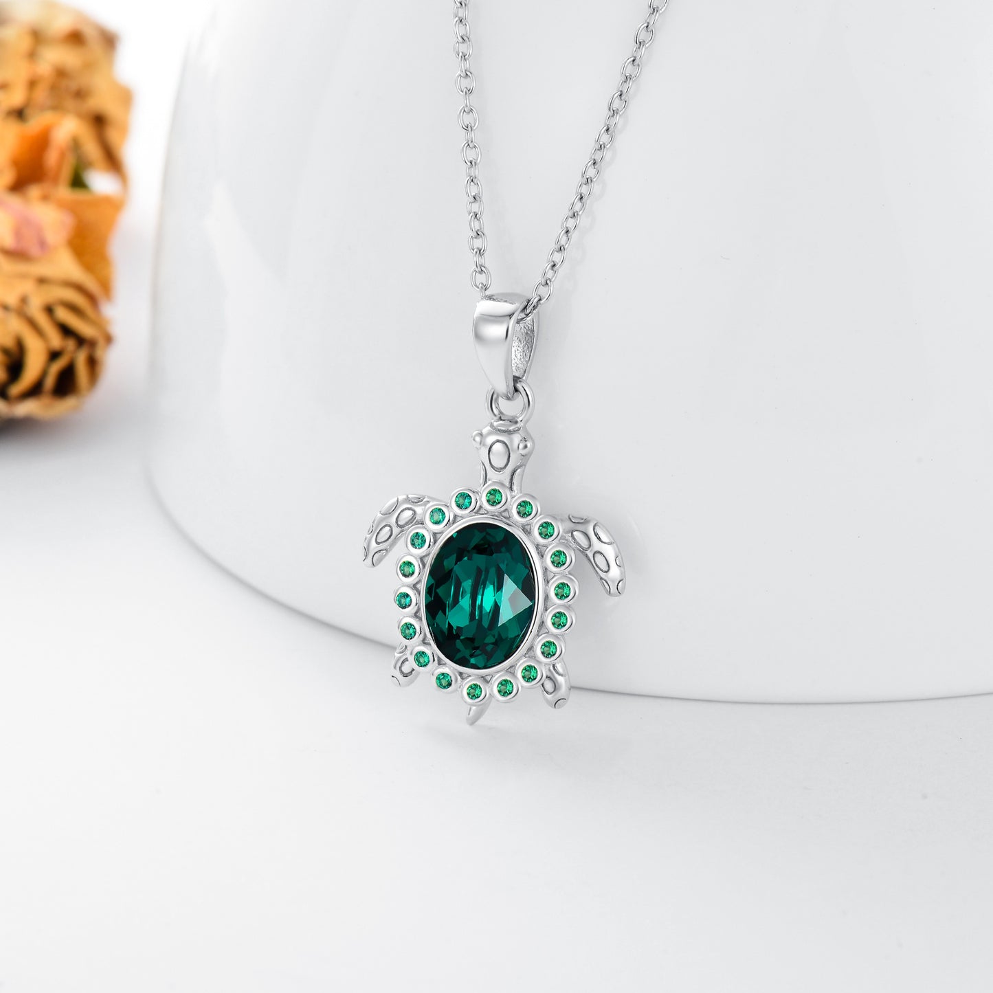 Collar de tortuga de cristal verde en plata de ley 925 para mujer