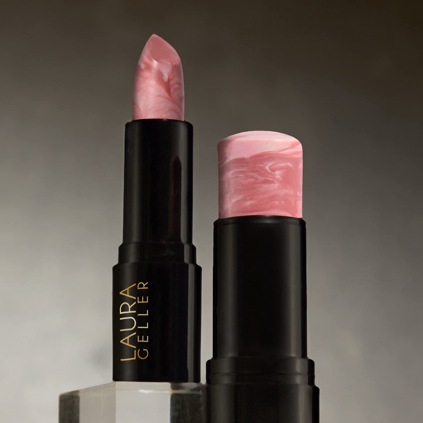 LAURA GELLER NEW YORK Dúo Italian Marble (2 piezas): lápiz labial hidratante Italian Marble, Berry Vanilla + rubor en barra Italian Marble, Pink Fiore