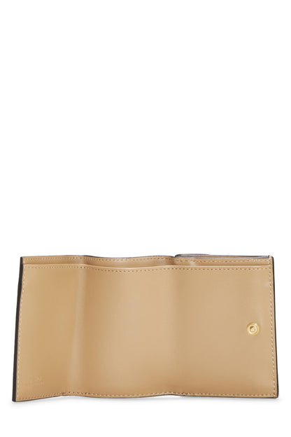 Fendi, portefeuille compact « F is Fendi » en cuir beige d'occasion, beige