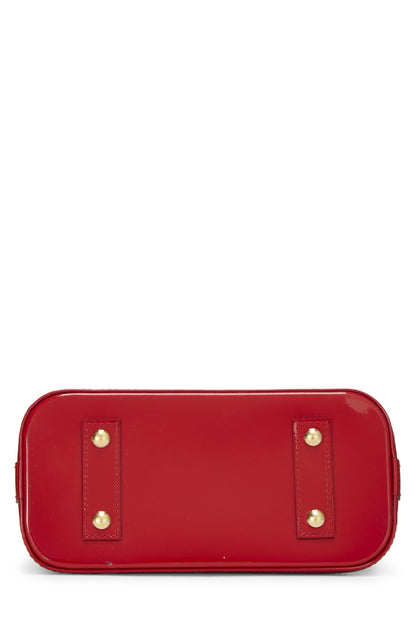 Louis Vuitton, Vernis Alma BB Cerise Monogram d'occasion, Rouge