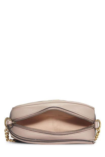 Gucci, sac à bandoulière GG Marmont en cuir rose d'occasion, petit modèle, rose