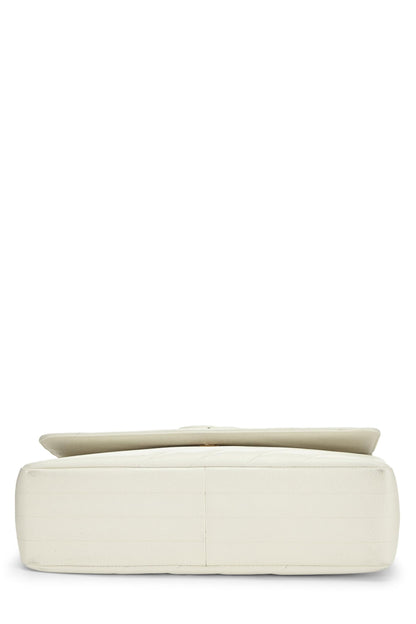 Chanel, Pre-Loved White Caviar Diagonal Flap Jumbo, White