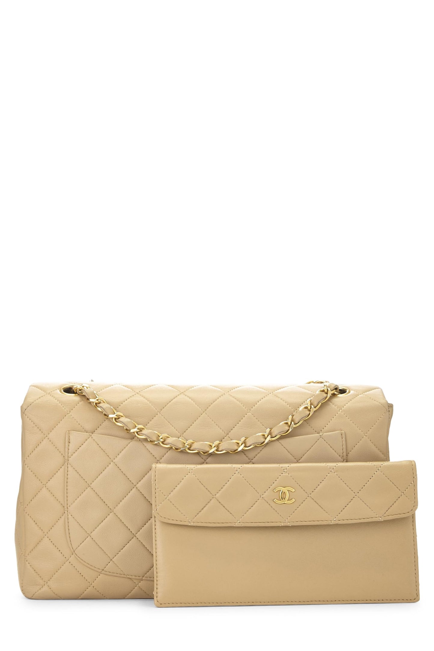 Chanel, sac à rabat moyen en cuir d'agneau matelassé beige d'occasion, beige