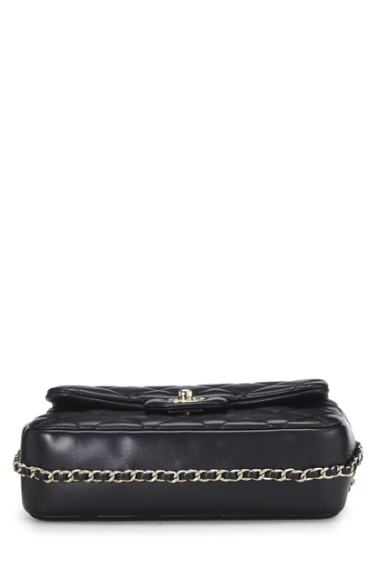 Chanel, Bolso pequeño con solapa My Precious Pearls de piel de cordero negra Pre-Loved, Negro