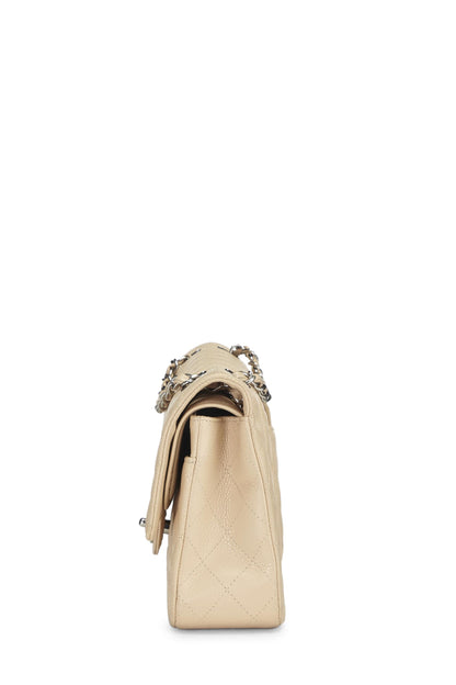 Chanel, sac à rabat double classique matelassé beige caviar d'occasion, taille M, beige