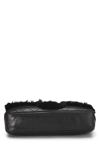 Chanel, sac à rabat demi-taille en peau de mouton matelassée noire d'occasion, taille M, noir