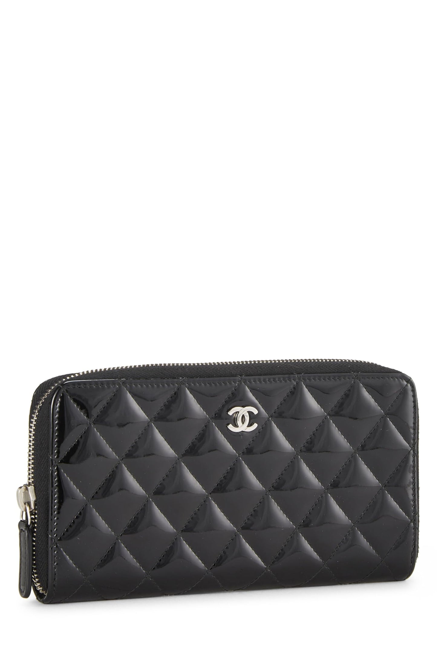 Chanel, portefeuille zippé en cuir verni matelassé noir d'occasion, noir