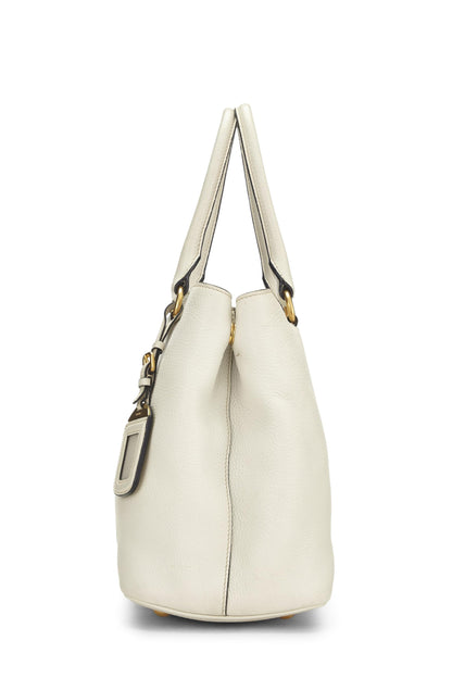 Prada, Asa superior convertible pequeña Vitello Daino Phenix blanca Pre-Loved, blanca