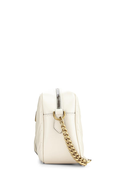 Gucci, petit sac bandoulière GG Marmont en cuir blanc d'occasion, blanc