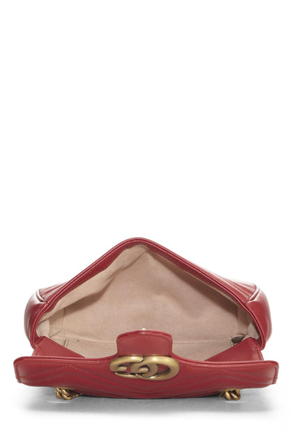 Gucci, sac à bandoulière GG Marmont en cuir rouge d'occasion, petit modèle, rouge