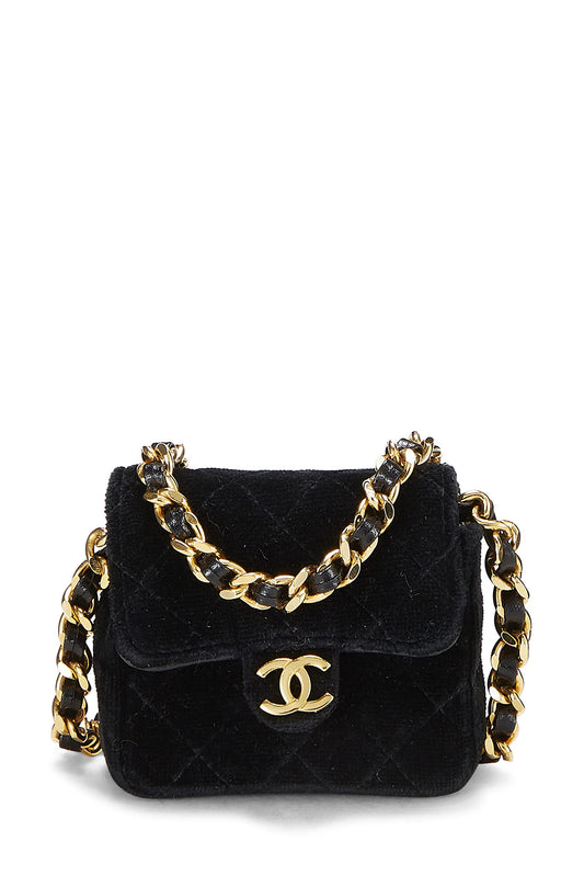 Chanel, sac à main micro à rabat en velours matelassé noir d'occasion, noir