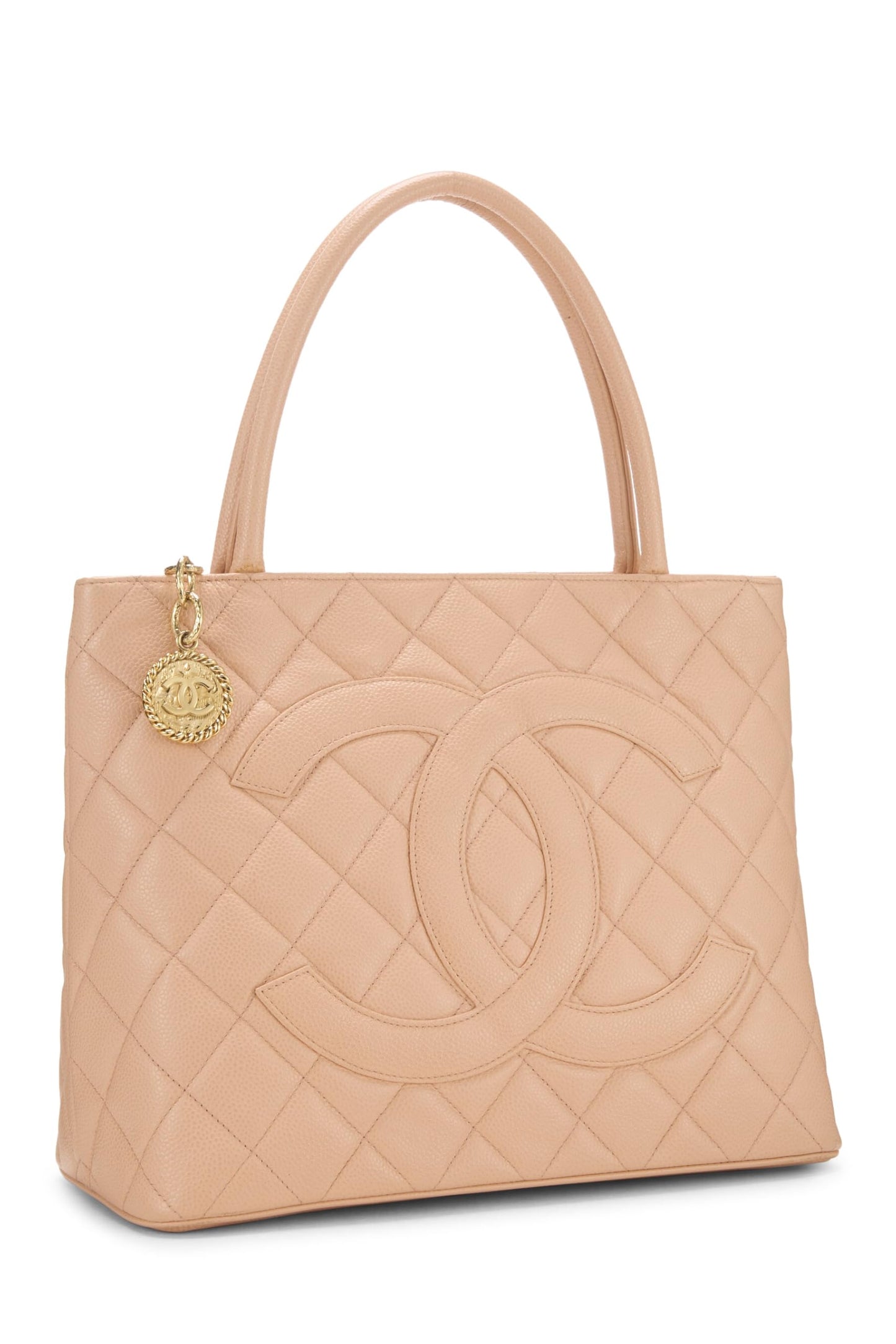 Chanel, sac fourre-tout matelassé rose à médaillon caviar d'occasion, rose