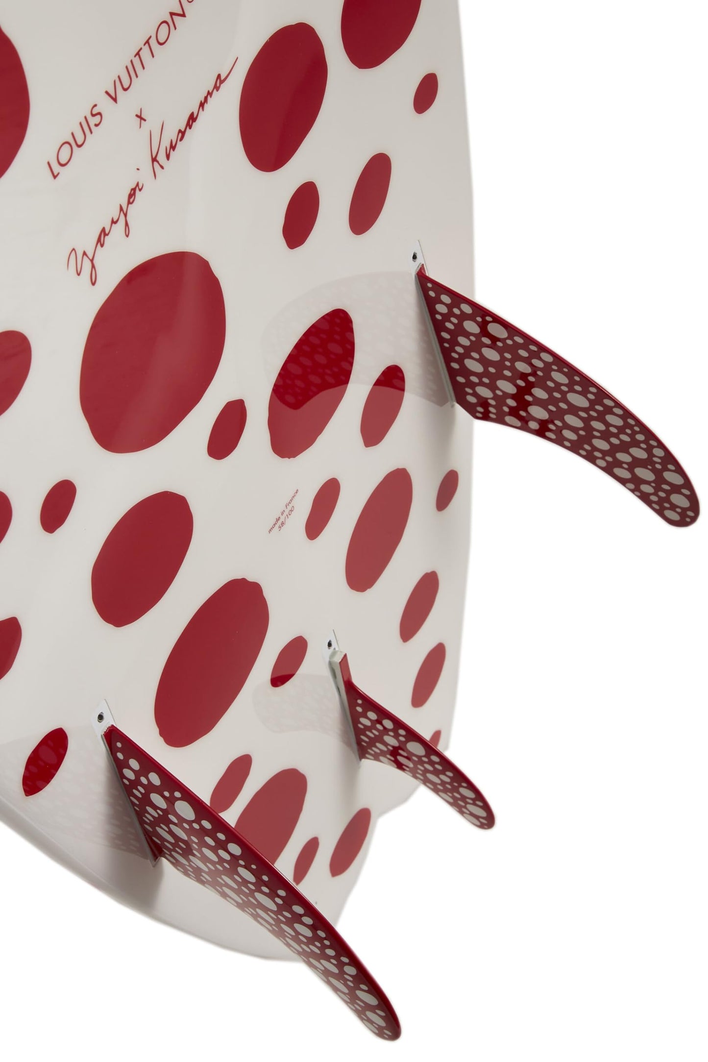 Louis Vuitton, tabla corta Yayoi Kusama x Louis Vuitton de segunda mano con puntos infinitos rojos y blancos, multicolor