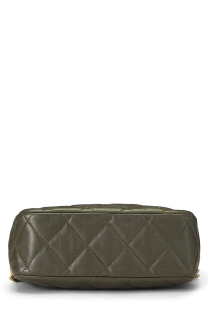 Chanel, Mini sac photo CC en cuir d'agneau vert à diamants d'occasion, vert