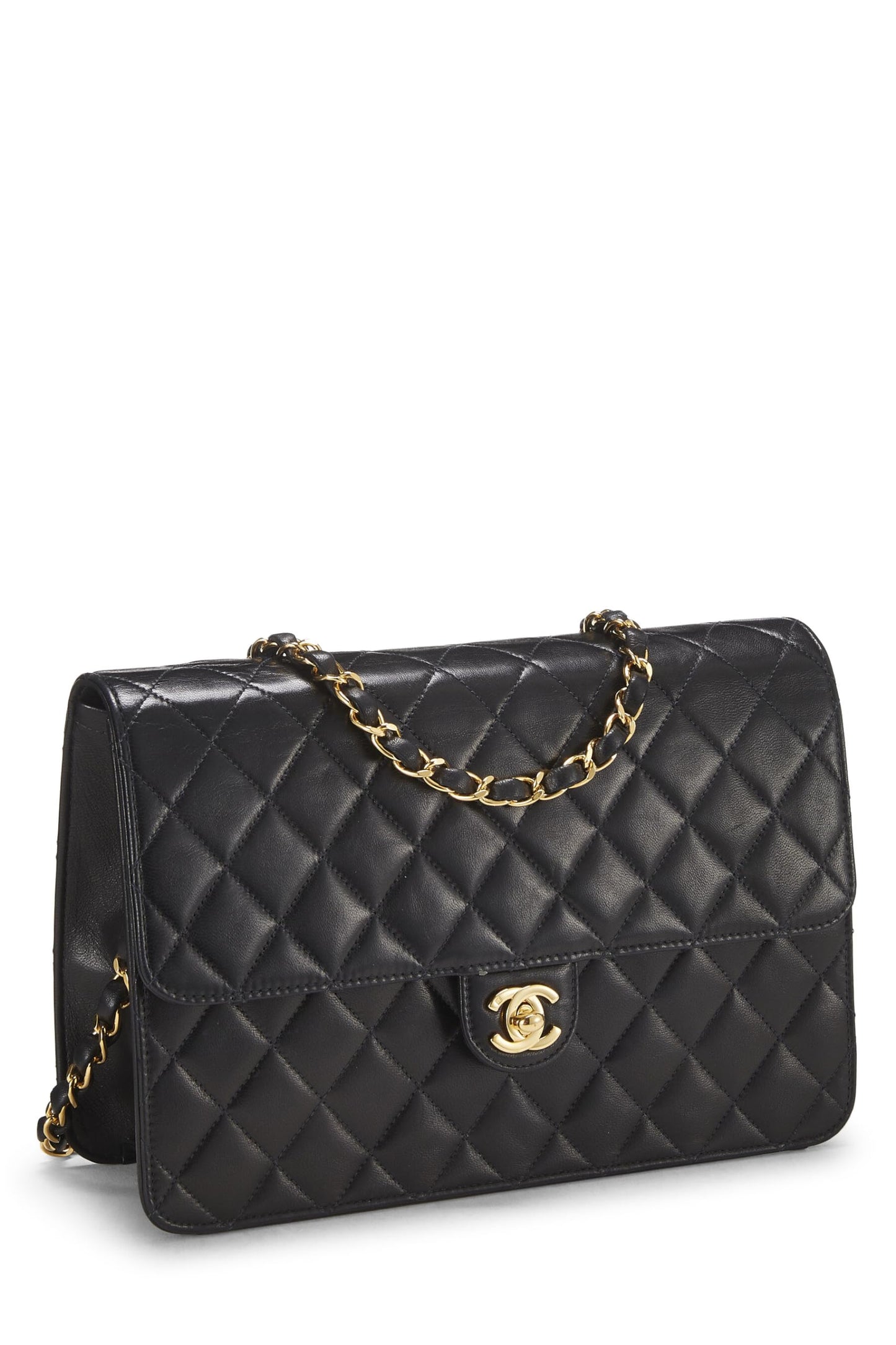 Chanel, sac à rabat en cuir d'agneau matelassé noir d'occasion, taille M, noir