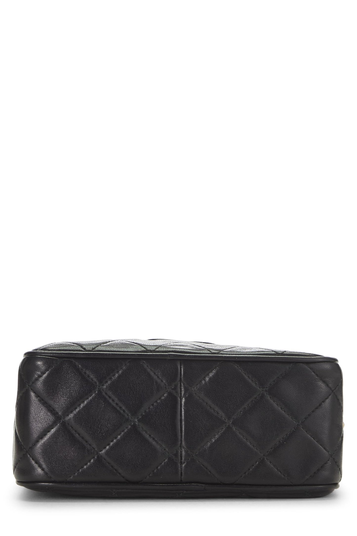 Chanel, Pre-Loved Black Lambskin 'CC' Camera Bag Mini, Black