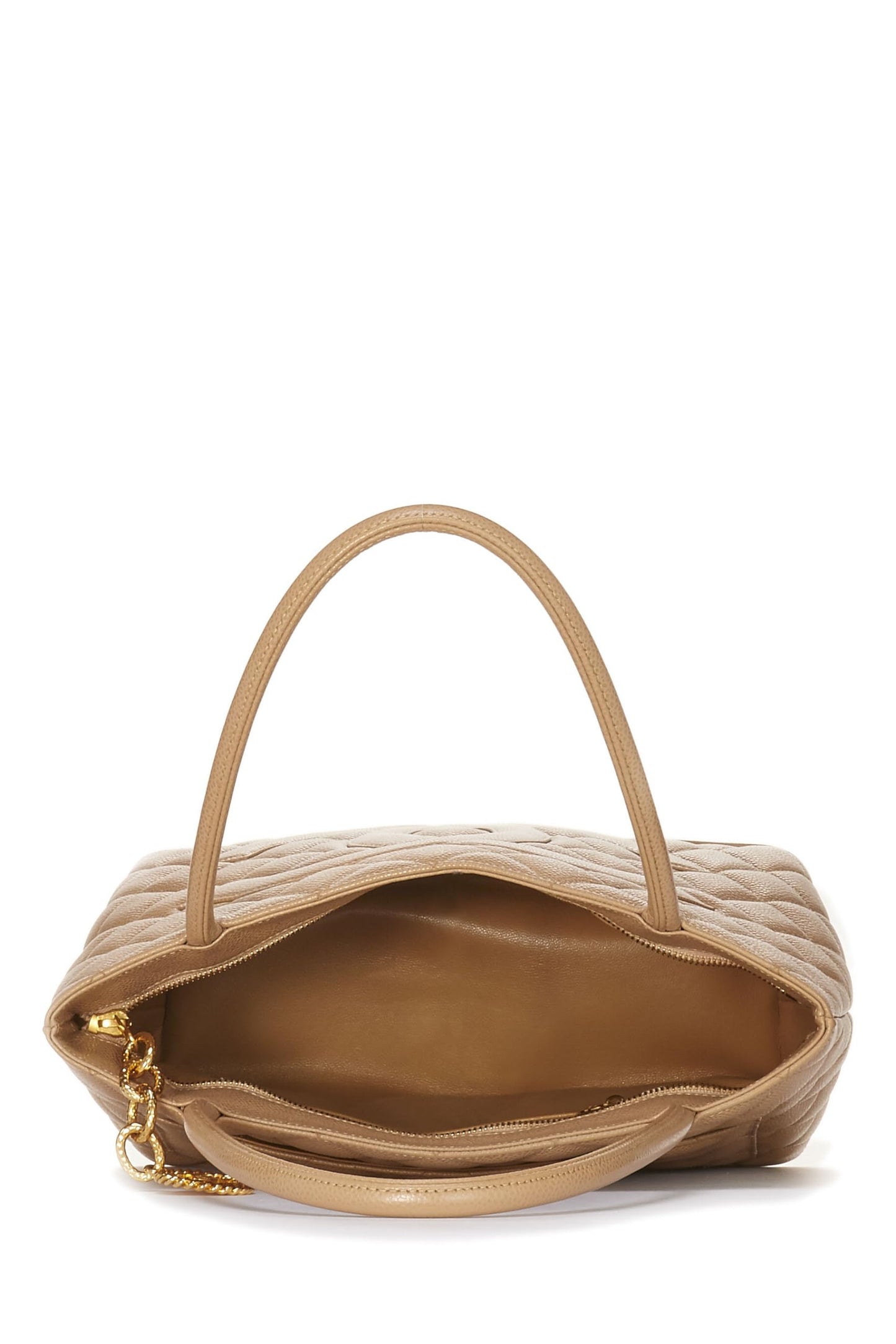 Chanel, sac fourre-tout matelassé à médaillon en caviar beige d'occasion, beige