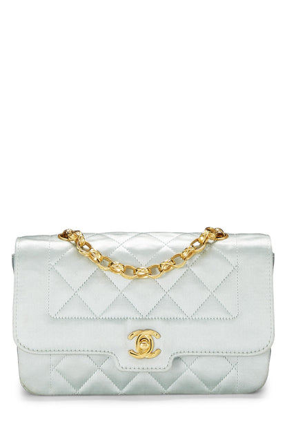 Chanel, Mini-portefeuille à bordure en satin bleu d'occasion, bleu