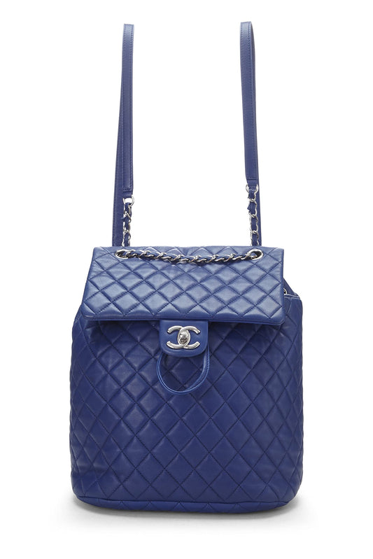 Chanel, Mochila Urban Spirit grande de piel de cordero acolchada azul Pre-Loved, Azul