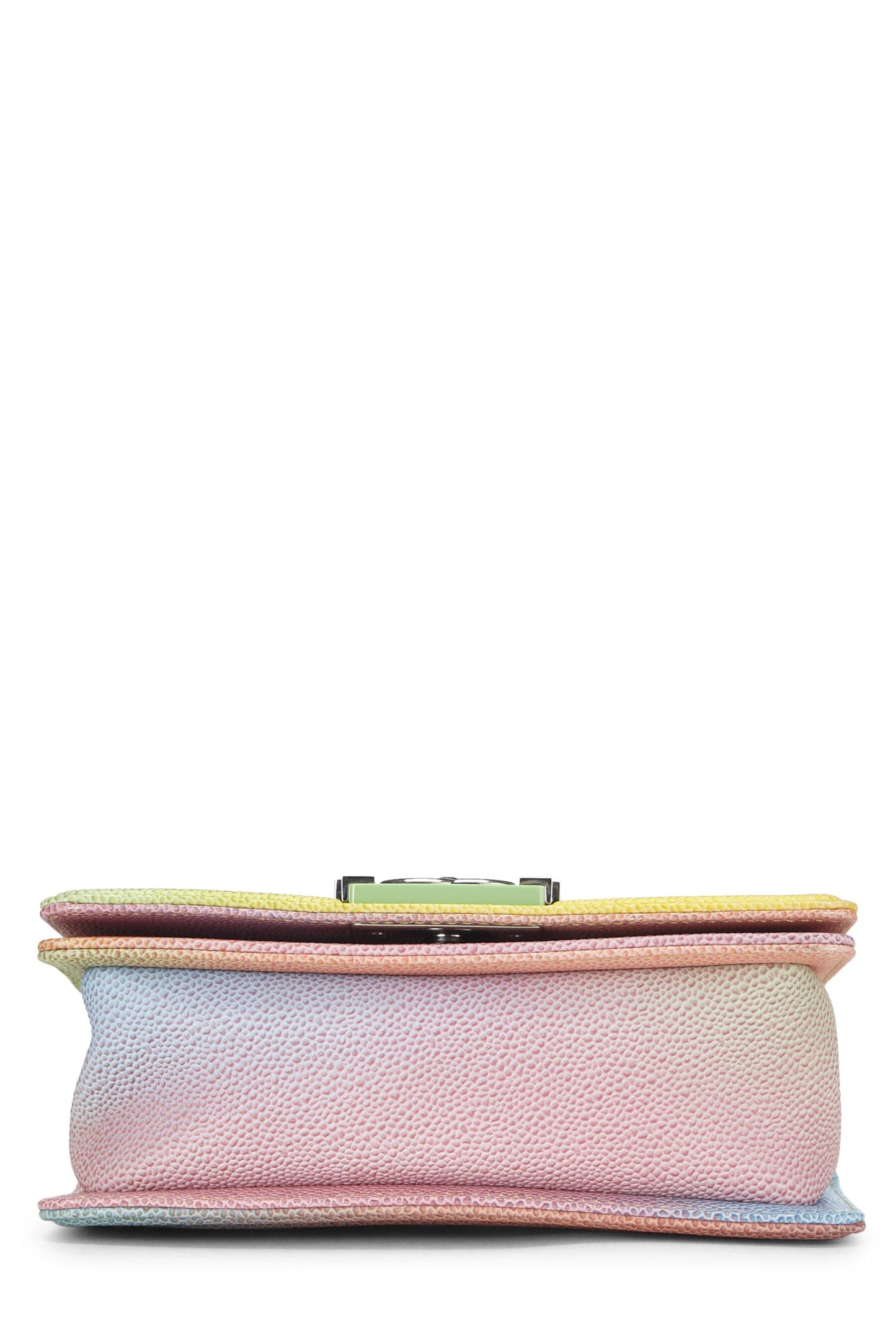 Chanel, Bolso pequeño Pre-Loved Rainbow de caviar acolchado para niño, Verde