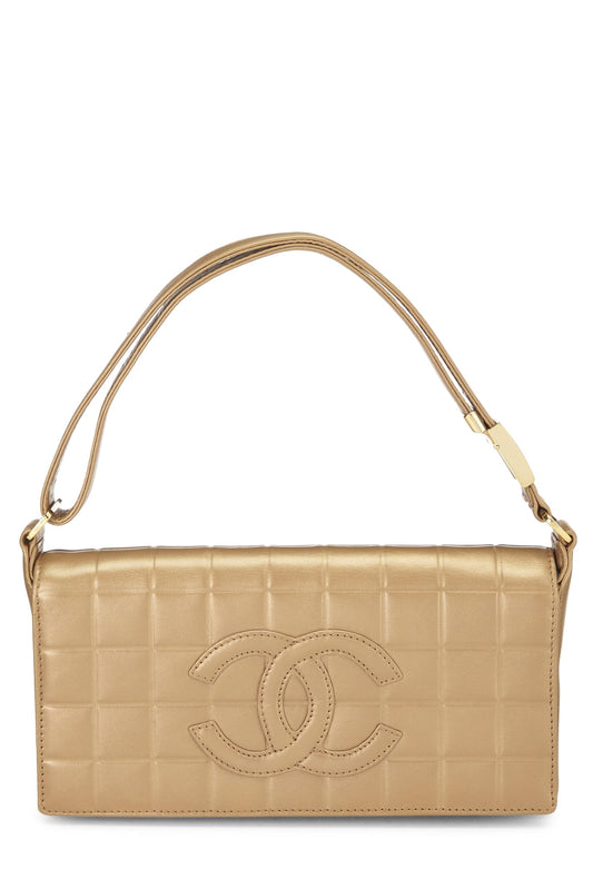 Chanel, sac à bandoulière en cuir doré d'occasion de taille moyenne, doré