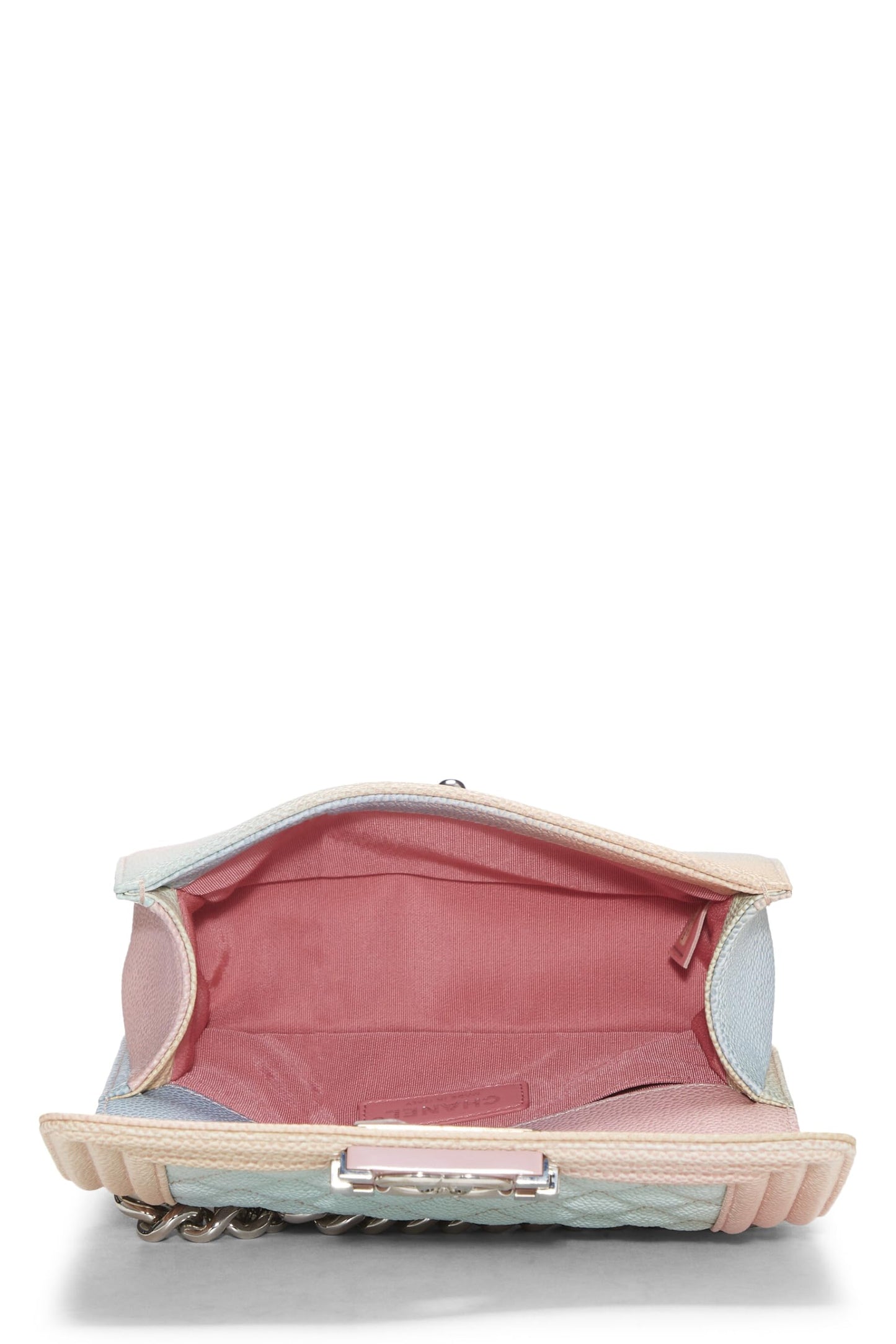 Chanel, sac à main Caviar Boy matelassé Rainbow Small, rose