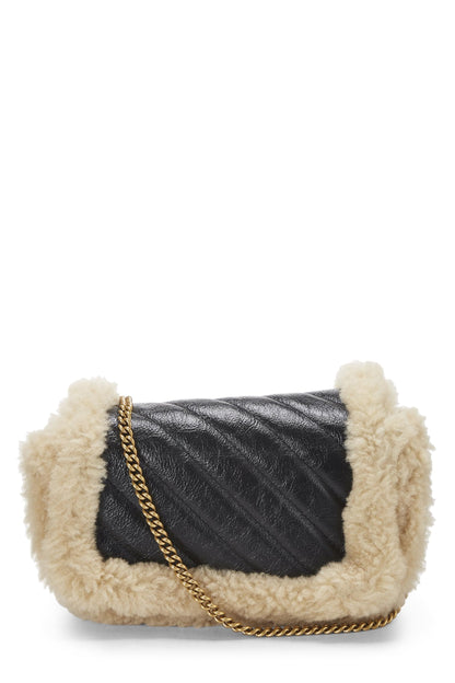 Gucci, sac à bandoulière GG Marmont Mini en cuir noir et peau de mouton, d'occasion, noir