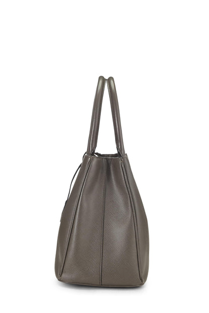 Prada, sac fourre-tout Executive Medium en saffiano gris d'occasion, gris