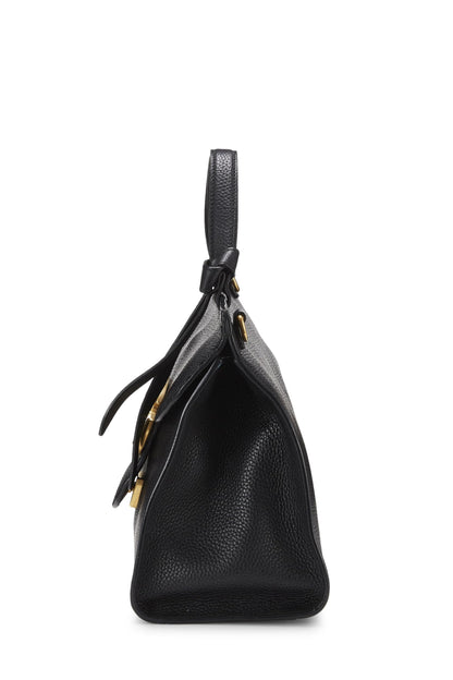 Gucci, sac à main GG Marmont en cuir noir d'occasion, petit modèle, noir