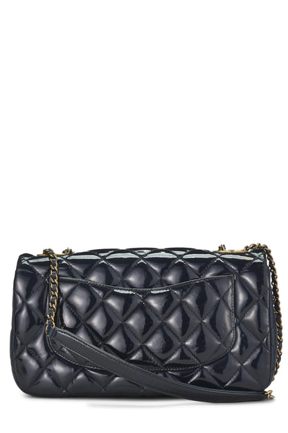 Chanel, Pre-Loved Navy Quilted Patent Leather 'CC' Eyelet Flap Medium, Navy