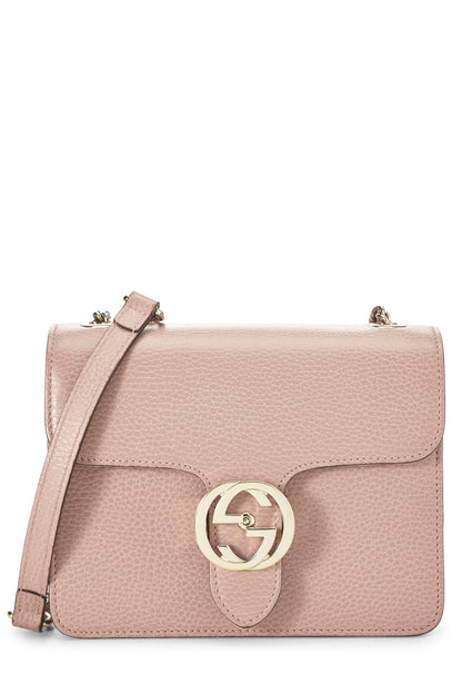 Gucci, petit sac à bandoulière entrelacé en cuir rose d'occasion, rose