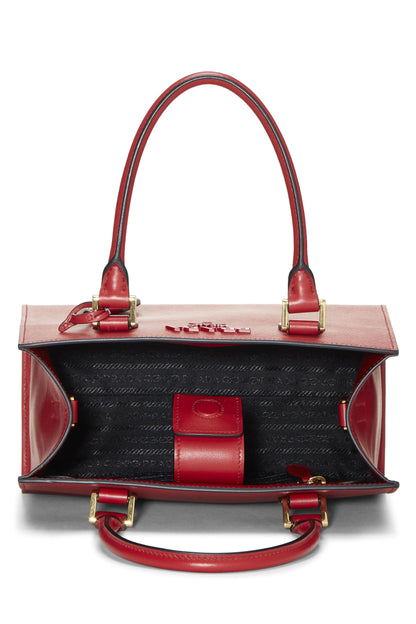 Prada, Bolso monocromo pequeño de piel Saffiano rojo Pre-Loved, Rojo