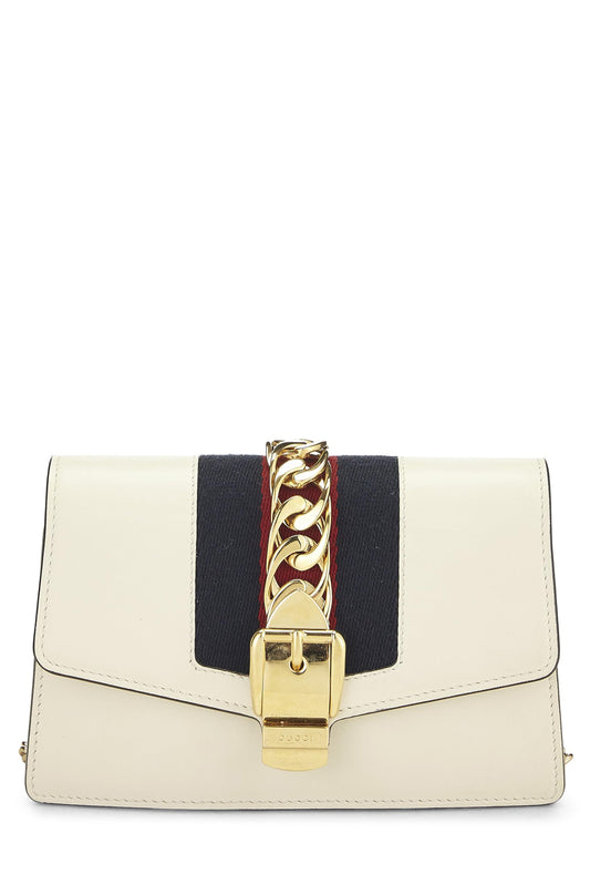 Gucci, Mini cadena Sylvie con tribanda de cuero blanco Pre-Loved, Blanco