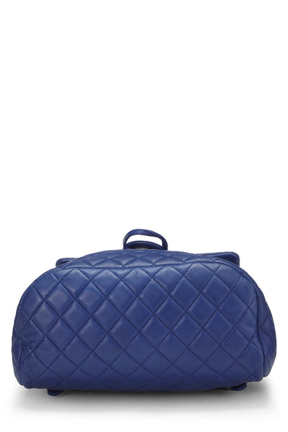 Chanel, sac à dos Urban Spirit en cuir d'agneau matelassé bleu d'occasion, petit, bleu marine