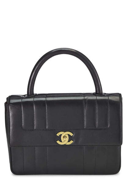 Chanel, Kelly vertical de piel de cordero negra Pre-Loved, Negro