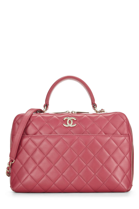 Chanel, sac bowling tendance « CC » en cuir d'agneau matelassé rose, grand modèle, d'occasion, rose