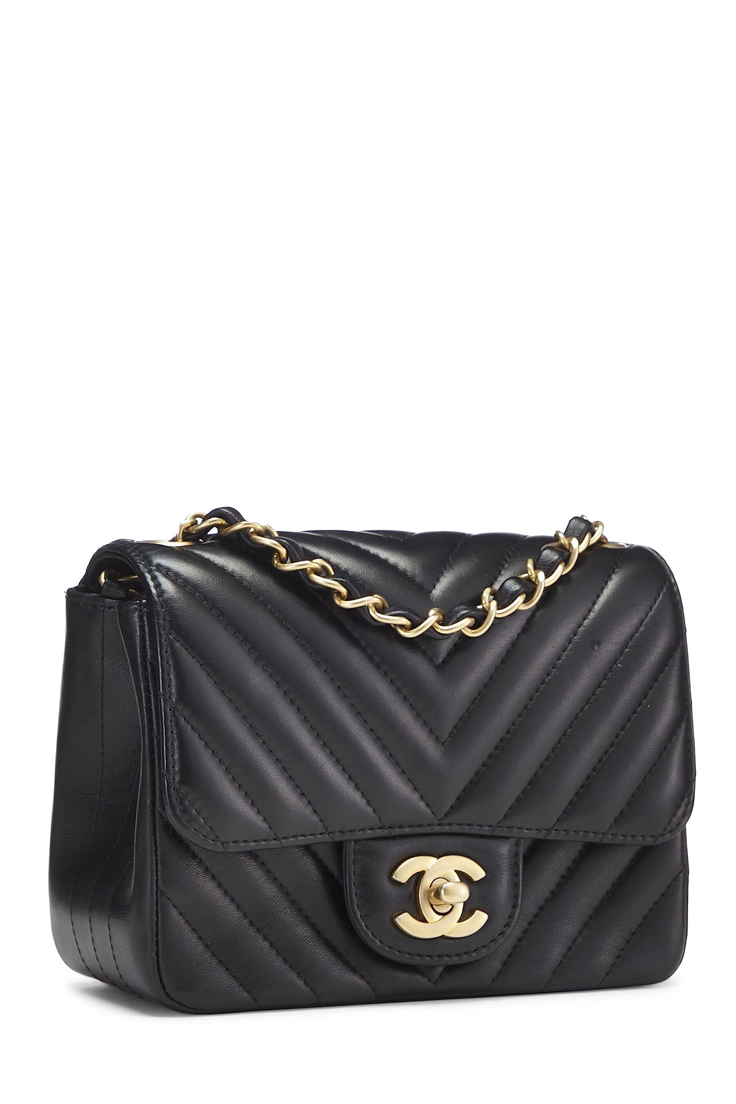 Chanel, Mini sac à rabat carré en cuir d'agneau à chevrons noir d'occasion, noir