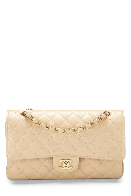 Chanel, sac à rabat double classique matelassé beige caviar d'occasion, taille M, beige