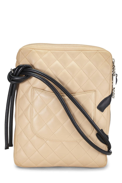 Chanel, sac à bandoulière Cambon Ligne en cuir de veau matelassé beige, grand modèle, beige