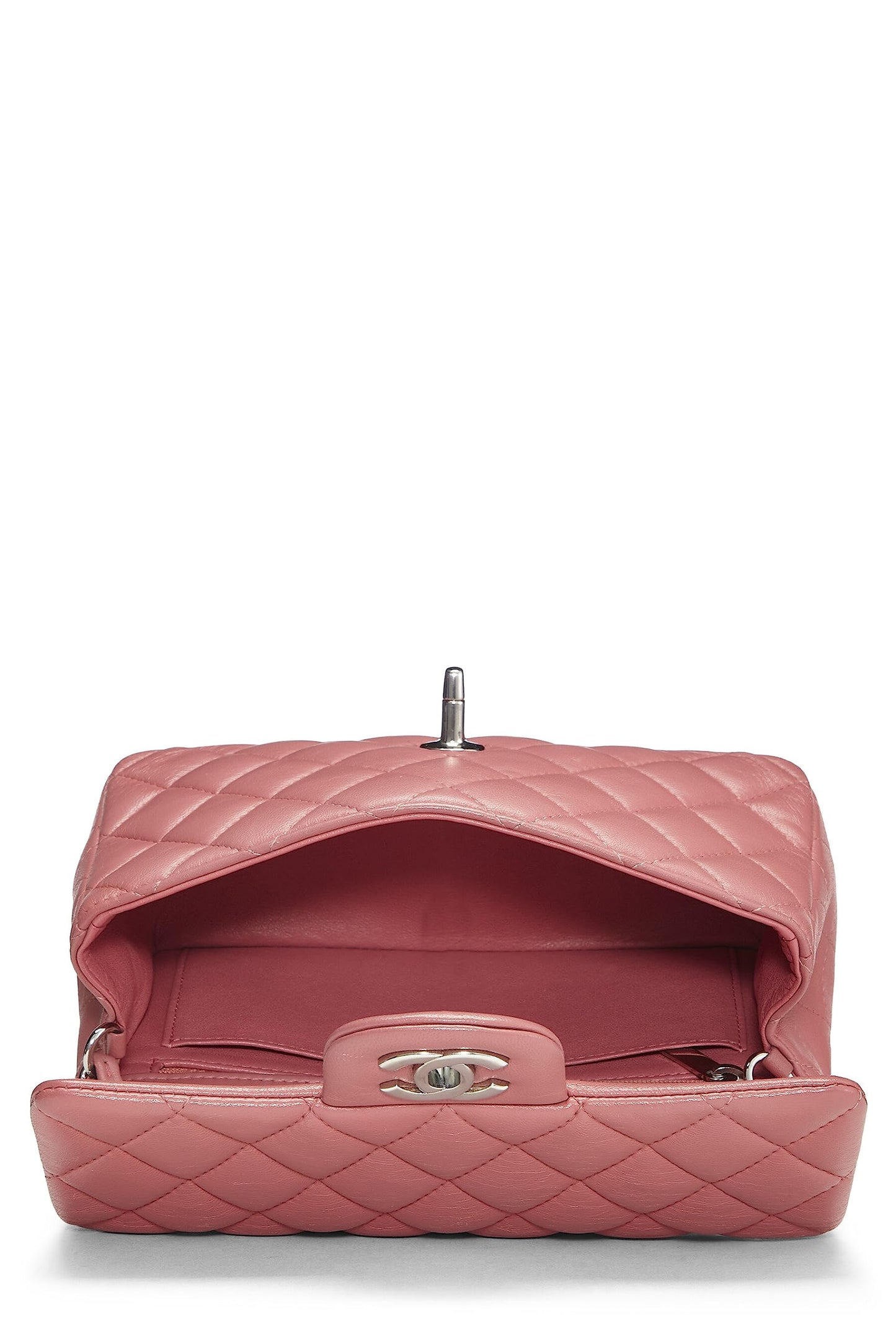 Chanel, Mini sac à rabat rectangulaire en cuir d'agneau matelassé rose d'occasion, rose