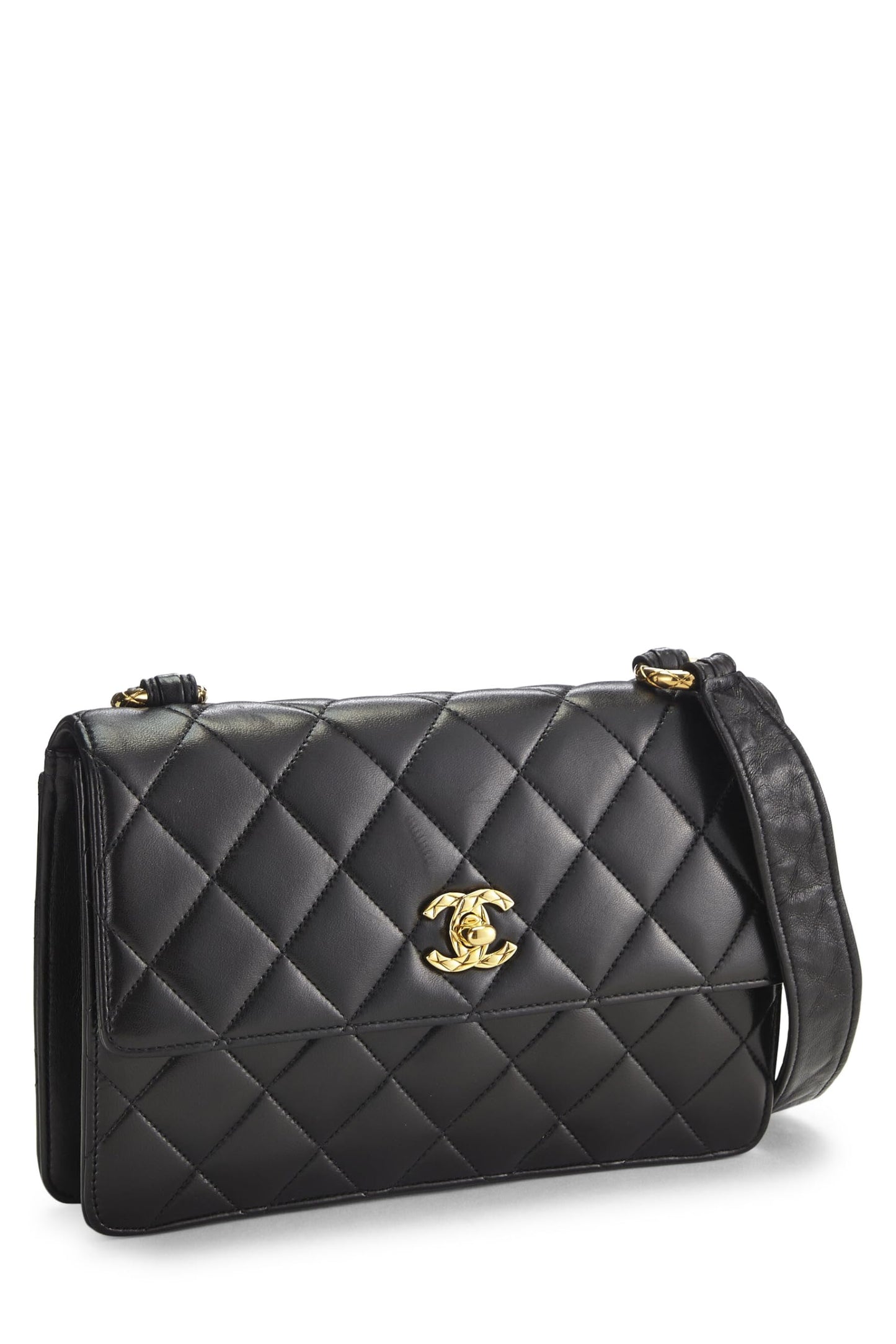 Chanel, sac à bandoulière en cuir d'agneau matelassé noir d'occasion, noir