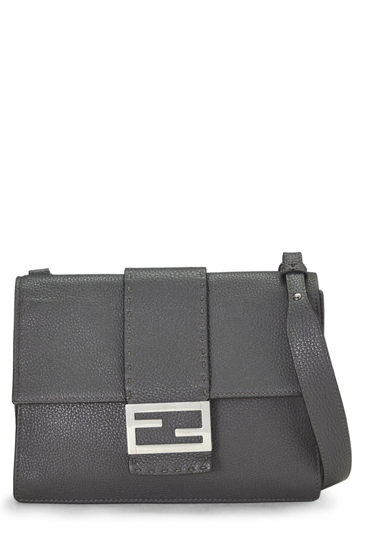 Fendi, sac baguette plat en cuir gris d'occasion, taille moyenne, gris