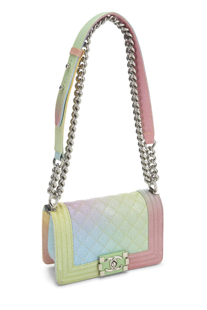 Chanel, Bolso pequeño Pre-Loved Rainbow de caviar acolchado para niño, Verde